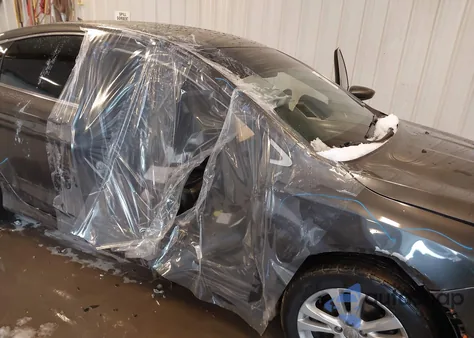 2017 Chrysler 200 Limited Platinum z USA, uszkodzony, nr VIN 1C3CCCAB4HN506830